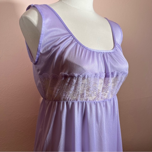 Vintage Retro Pastel Purple Satin Peek A Boo Lace Long Slip dress Nightgown